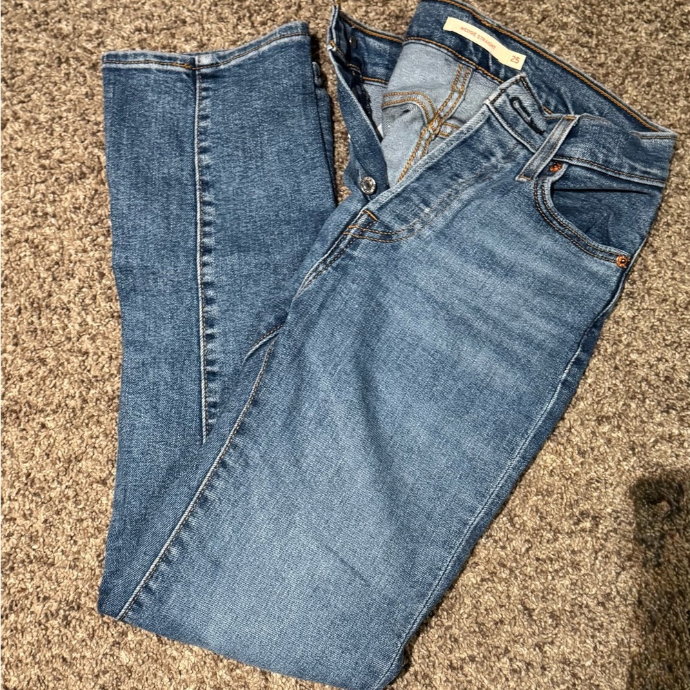 Levi's Women's Straight Leg Jeans - Blue